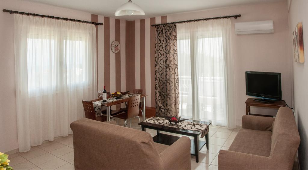 Second Home Skala Sotiros Room photo